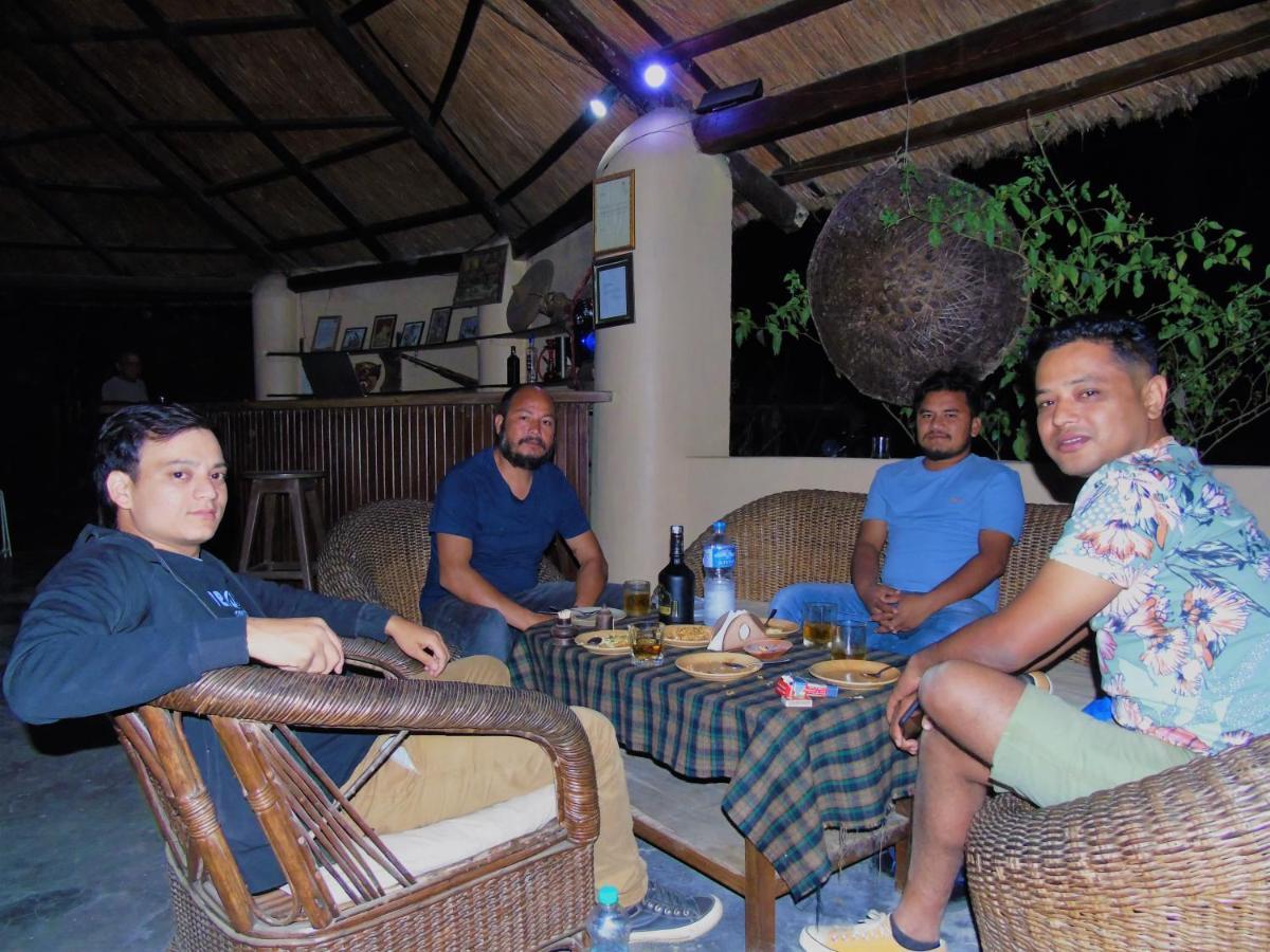 Mango Tree Lodge Bardiya Extérieur photo