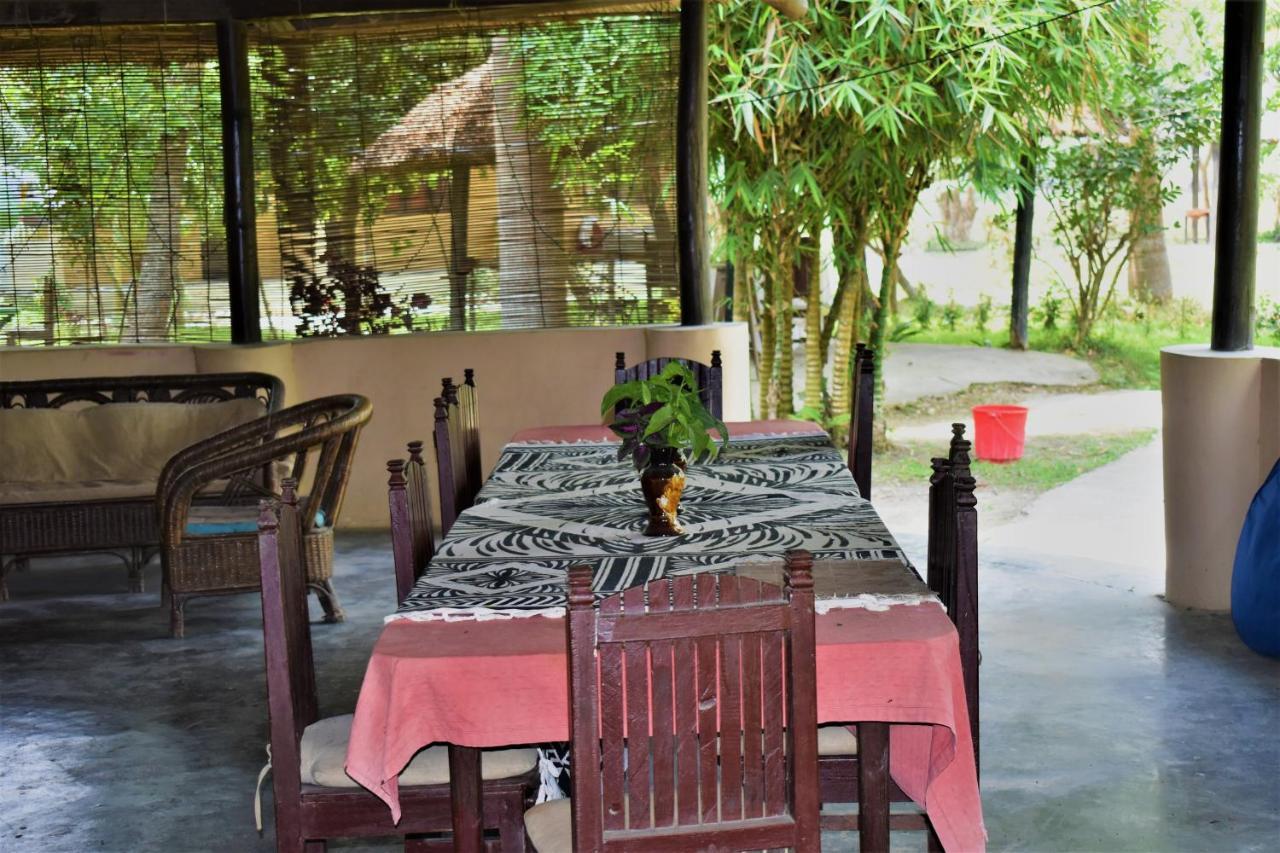 Mango Tree Lodge Bardiya Extérieur photo